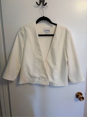 Joseph Ribkoff women’s cream blazer size 8